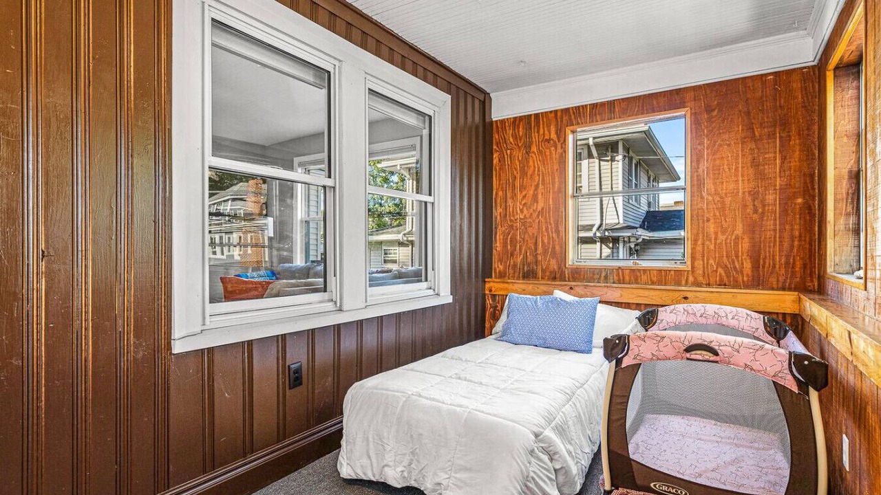 Photo of Bedroom in Quincy