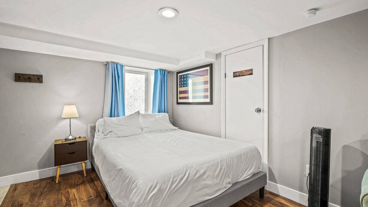 Photo of Bedroom in Quincy