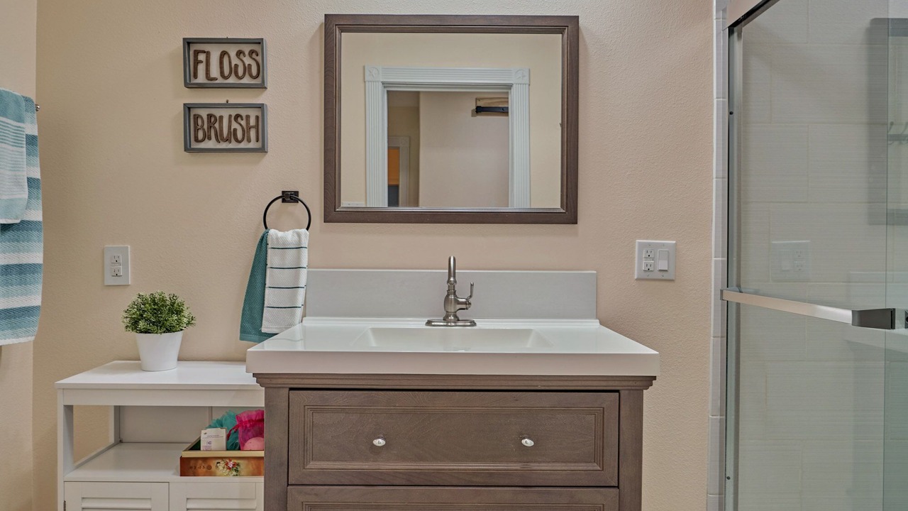 Photo of Bathroom in Seven Coves