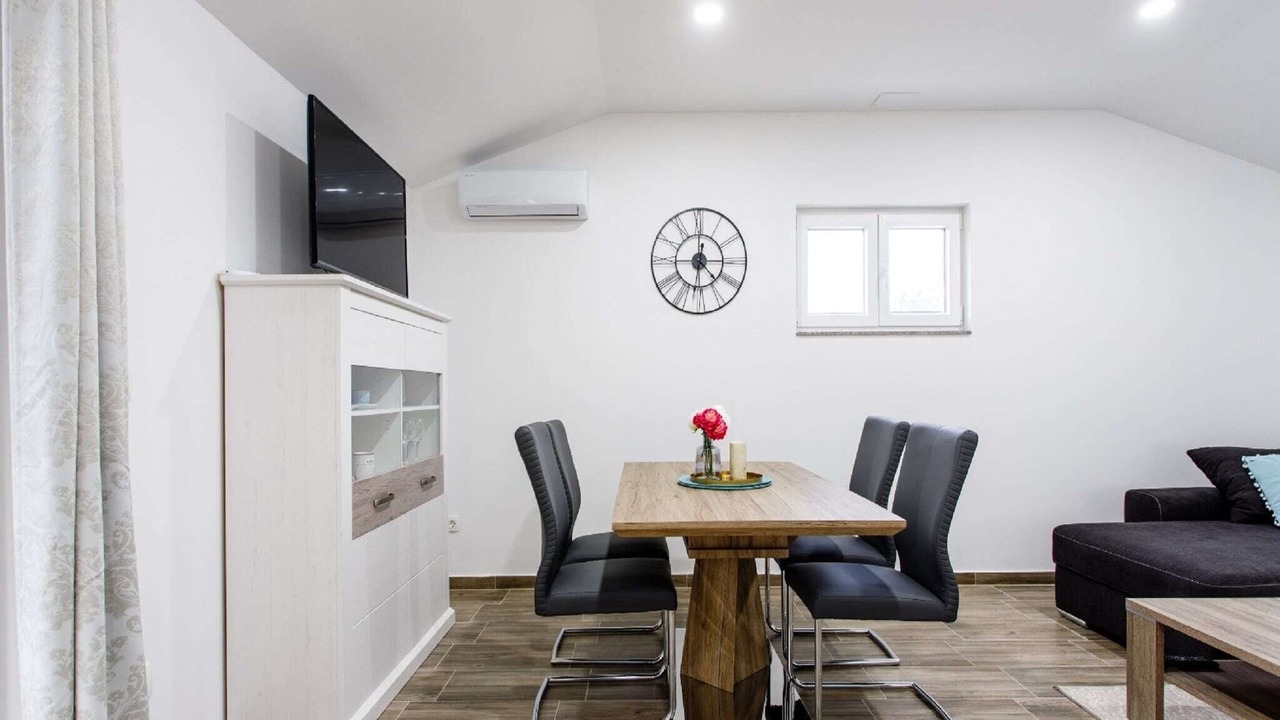 Photo of Livingroom in Neoric
