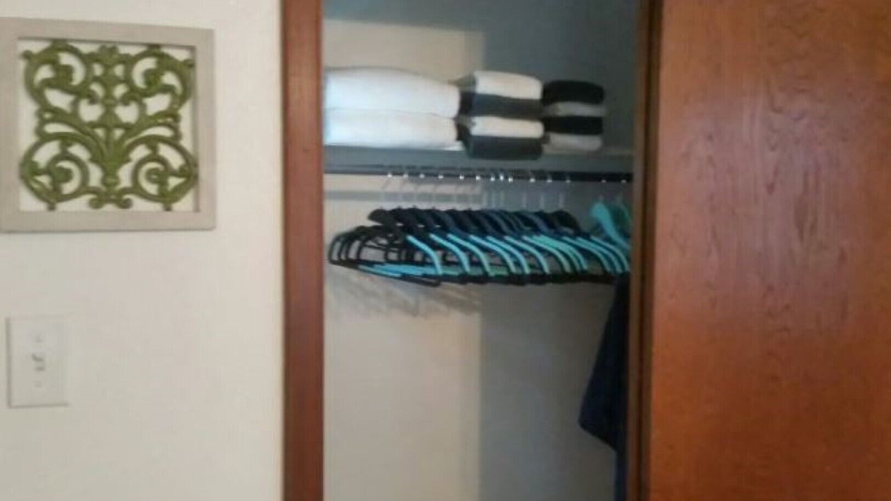 Photo of Bedroom in Crowley
