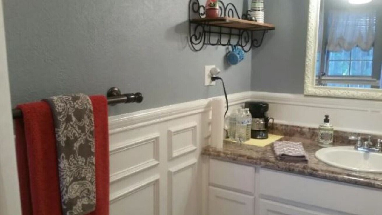 Photo of Bathroom in Crowley
