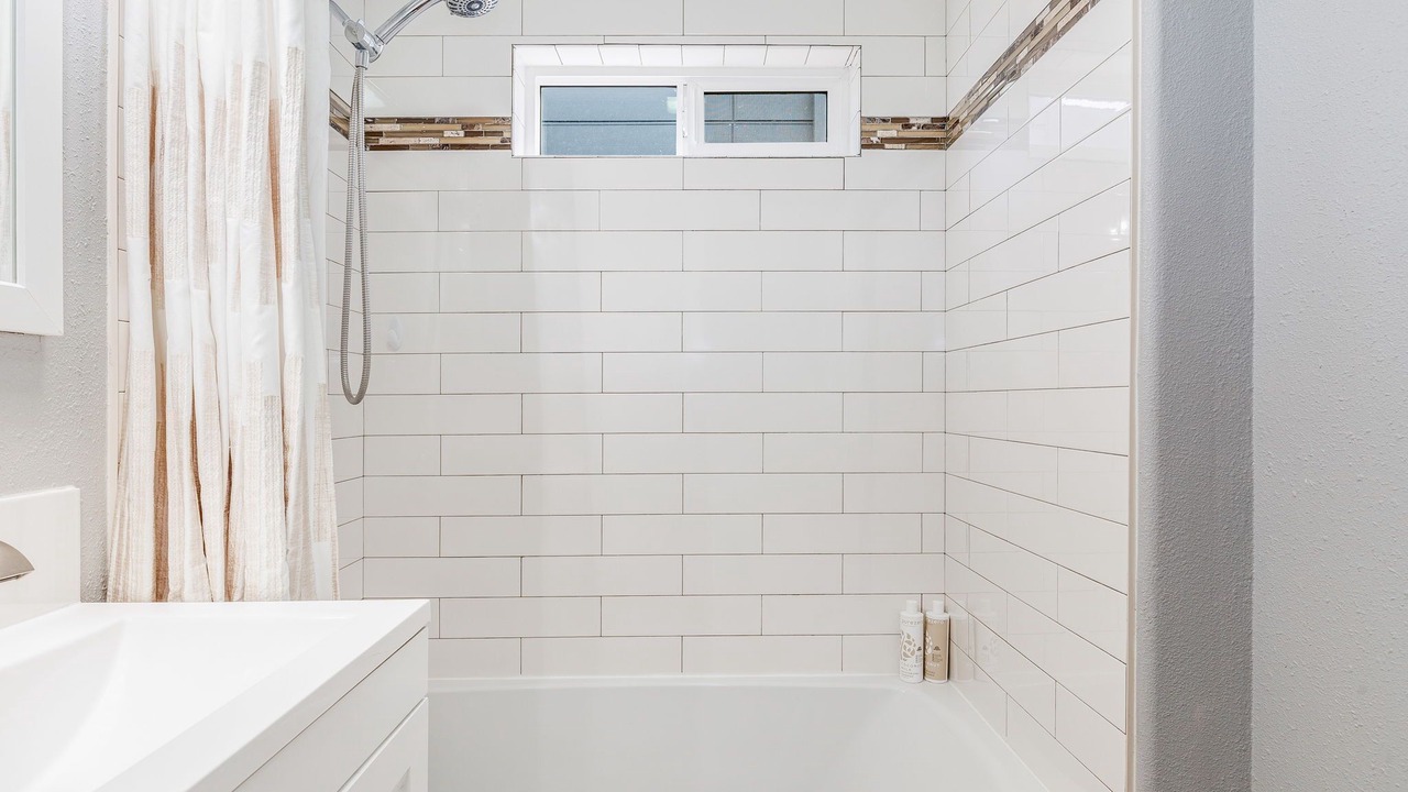 Photo of Bathroom in Squire Park