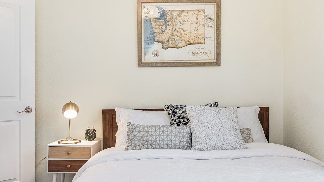 Photo of Bedroom in Squire Park