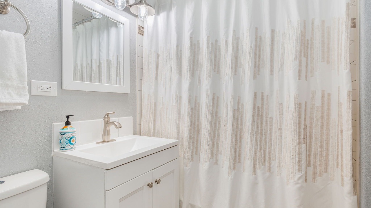 Photo of Bathroom in Squire Park
