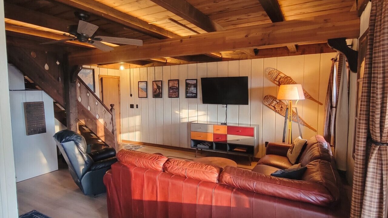 Photo of Livingroom in Bellaire
