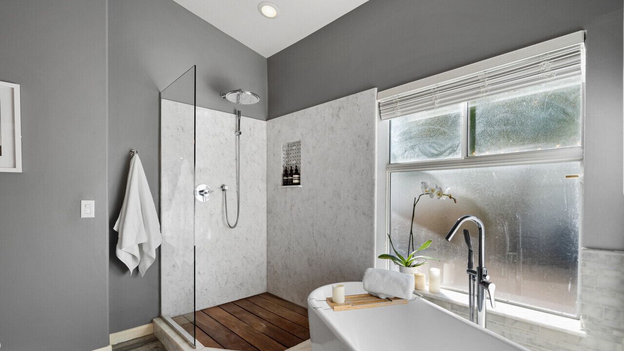 Photo of Bathroom in Arrowhead Lakes