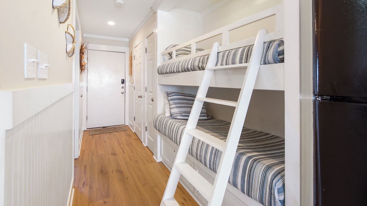 Photo of Bedroom in Fort Bay