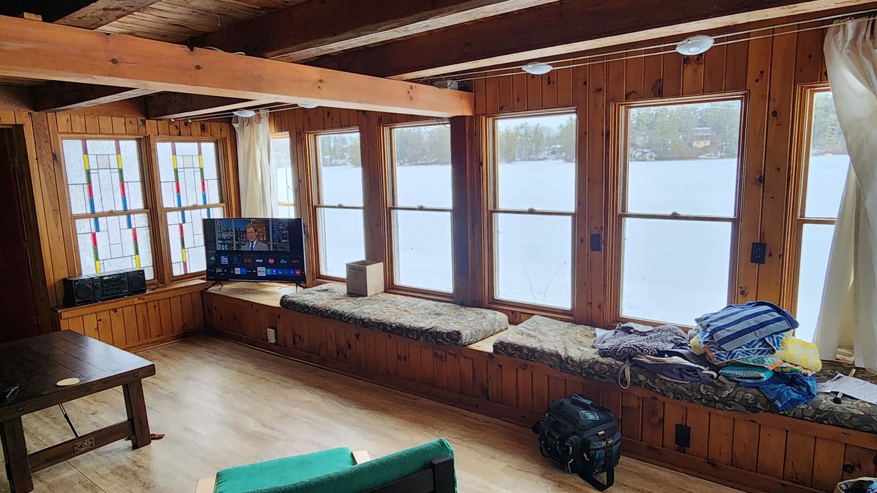 Photo of Livingroom in Acton