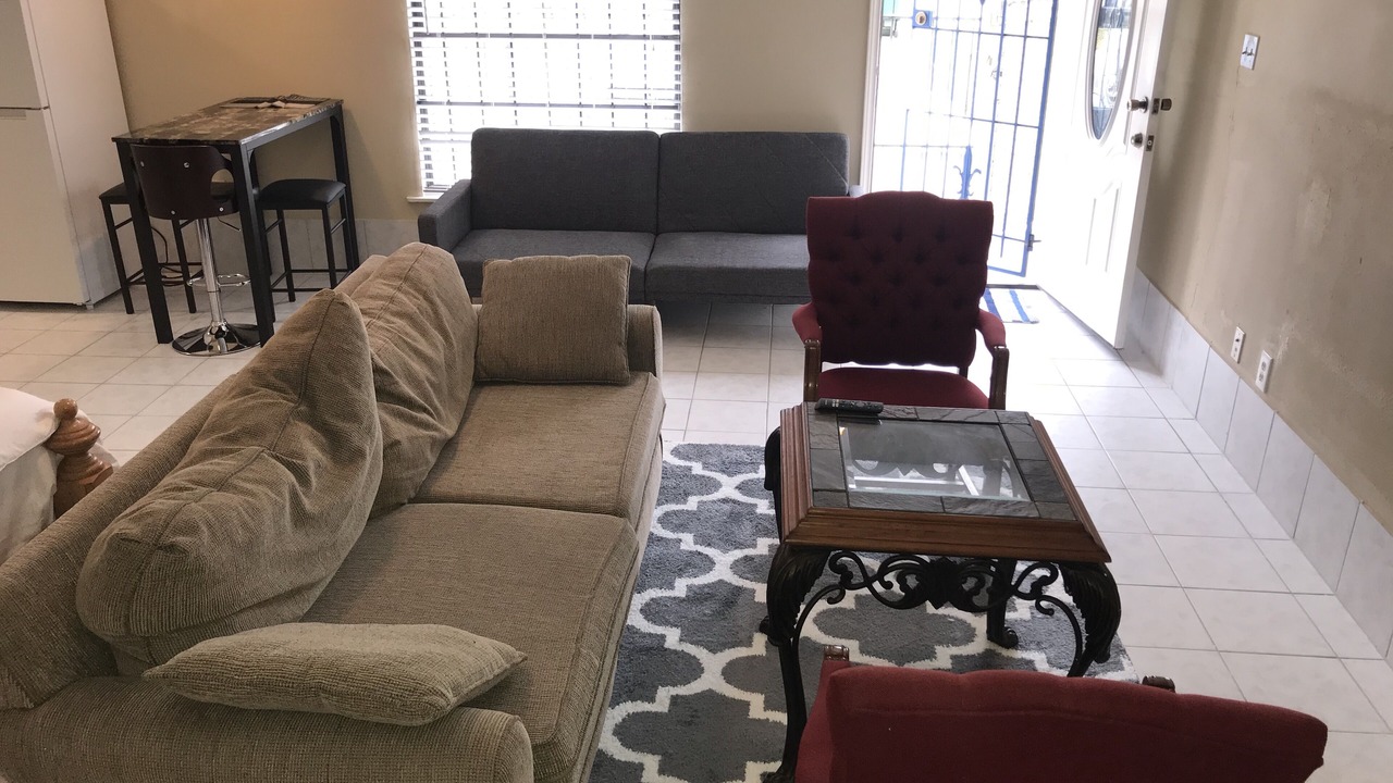 Photo of Livingroom in Northside
