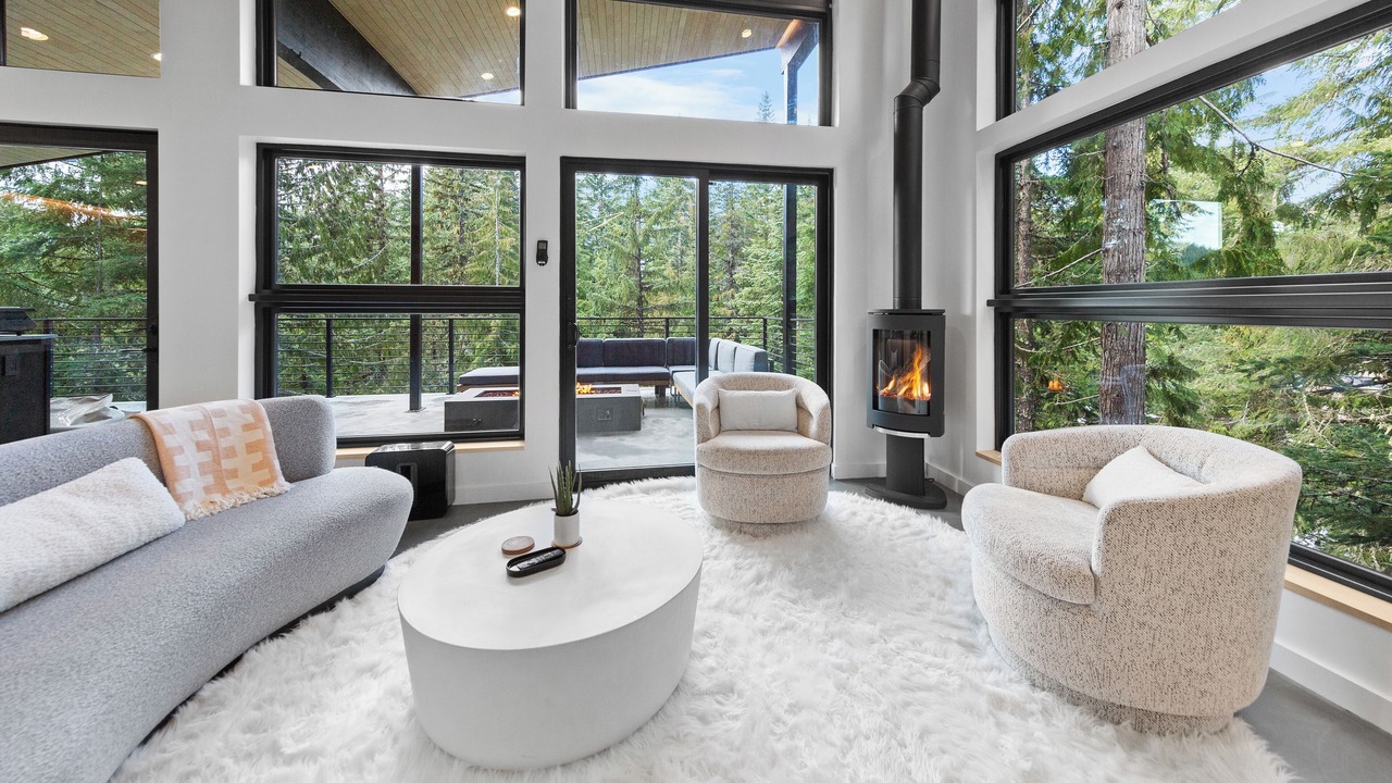 Photo of Livingroom in Government Camp