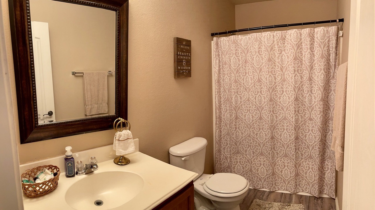 Photo of Bathroom in Royse City