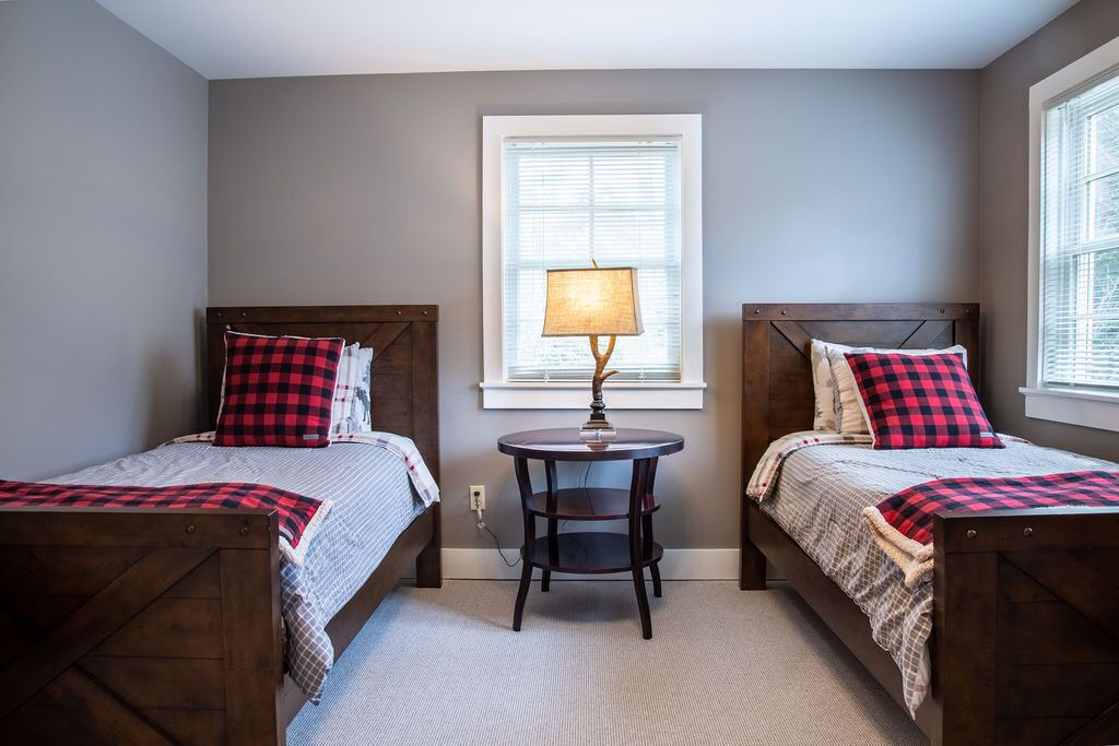 Photo of Others in Warren