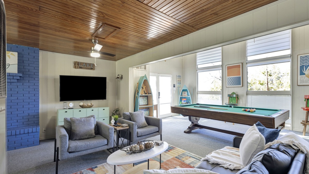 Photo of Livingroom in Lavon