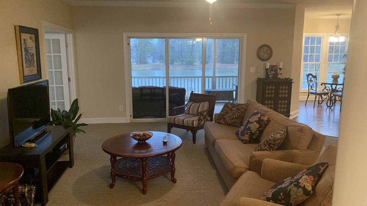 Photo of Livingroom in Wallace