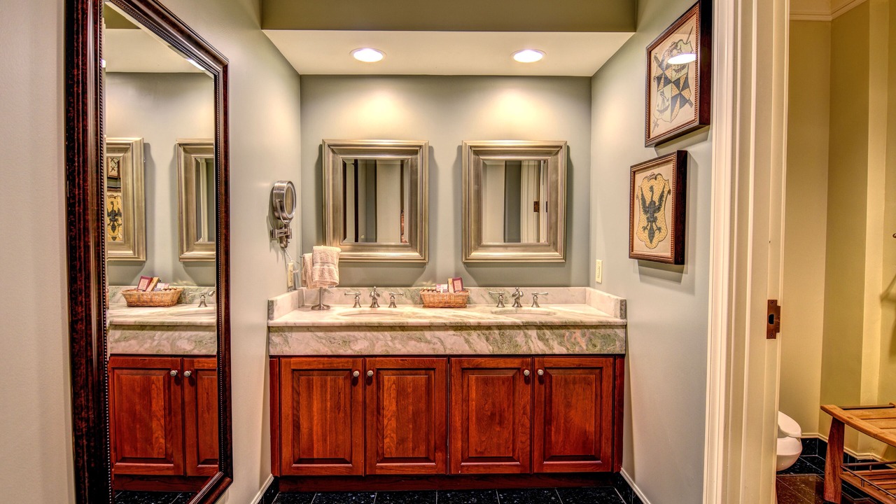 Photo of Bathroom in Wallace