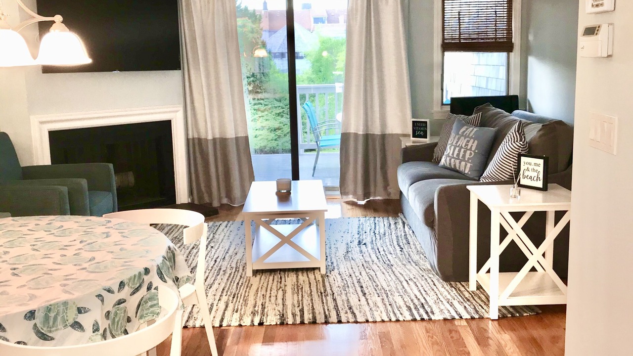 Photo of Livingroom in Hyannis