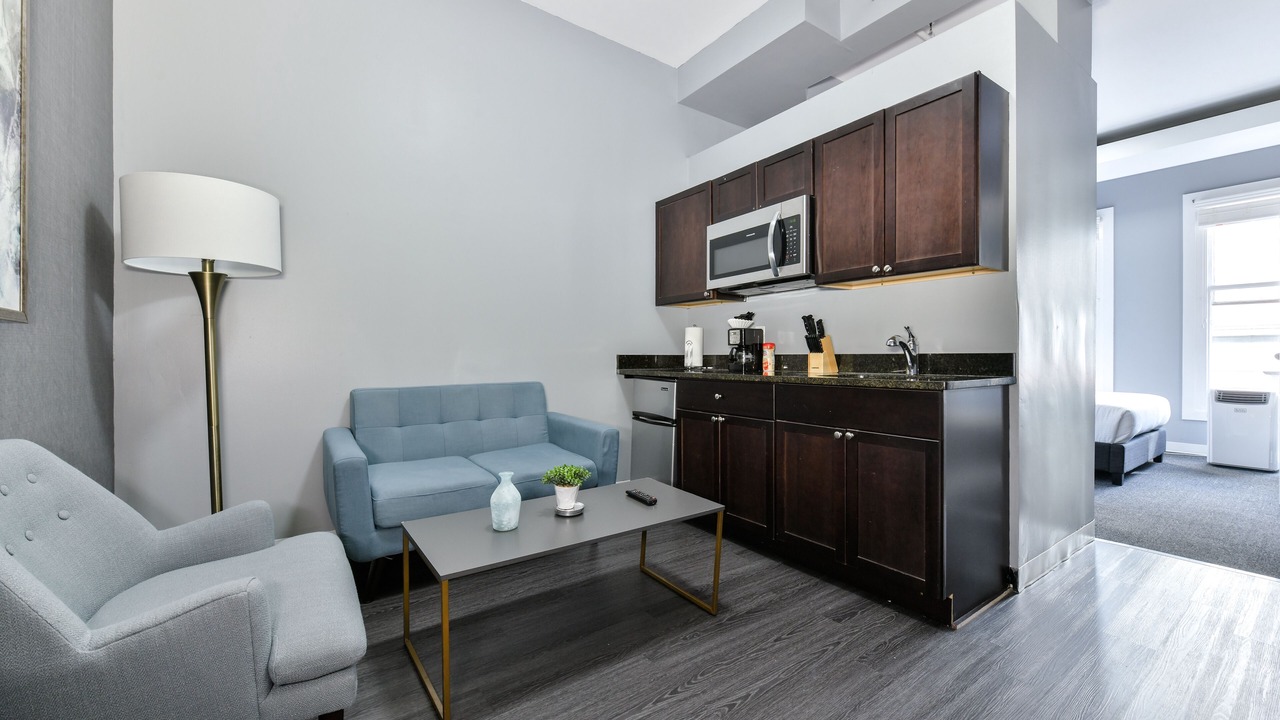 Photo of Livingroom in Downtown Boston