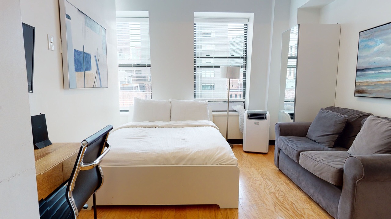 Photo of Bedroom in Downtown Boston