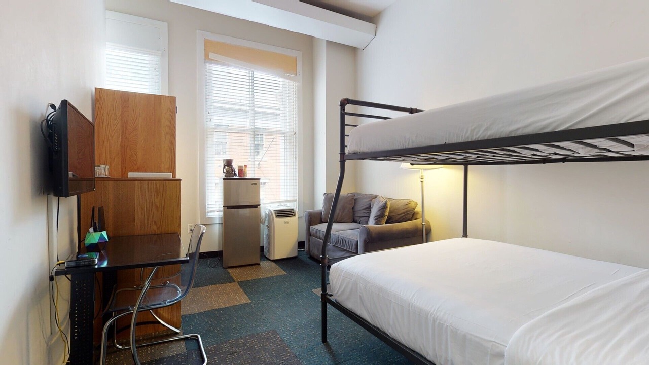 Photo of Bedroom in Downtown Boston