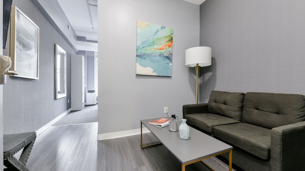 Photo of Livingroom in Downtown Boston