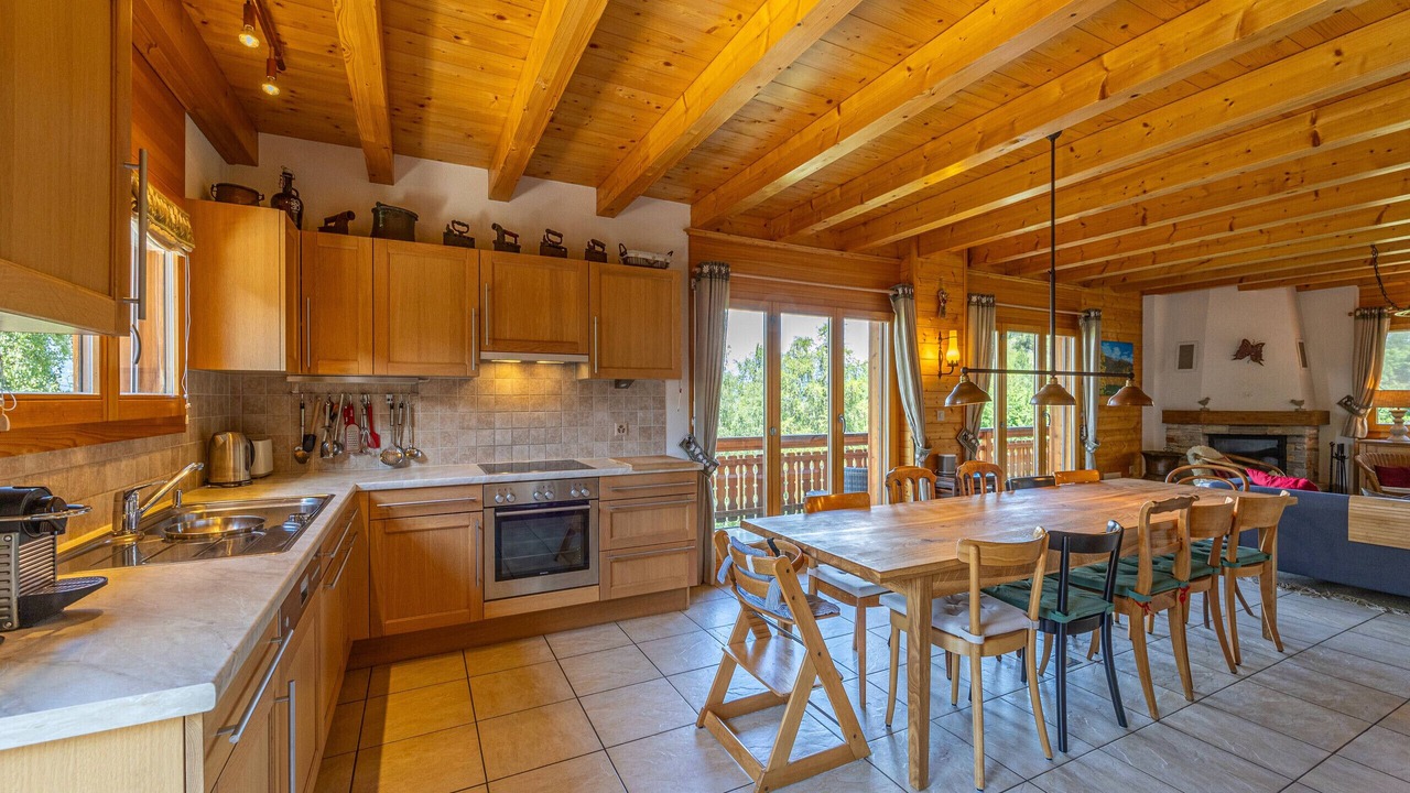 Photo of Kitchen in Saint-Pierre-de-Clages
