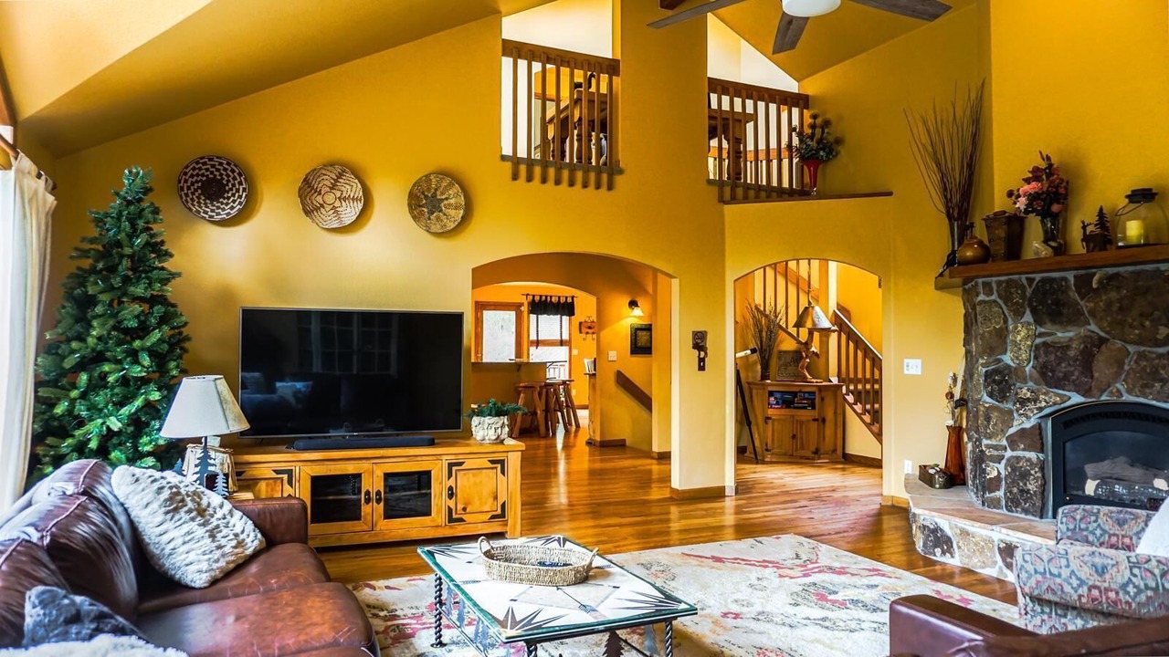 Photo of Livingroom in Pleasant Park Corridor