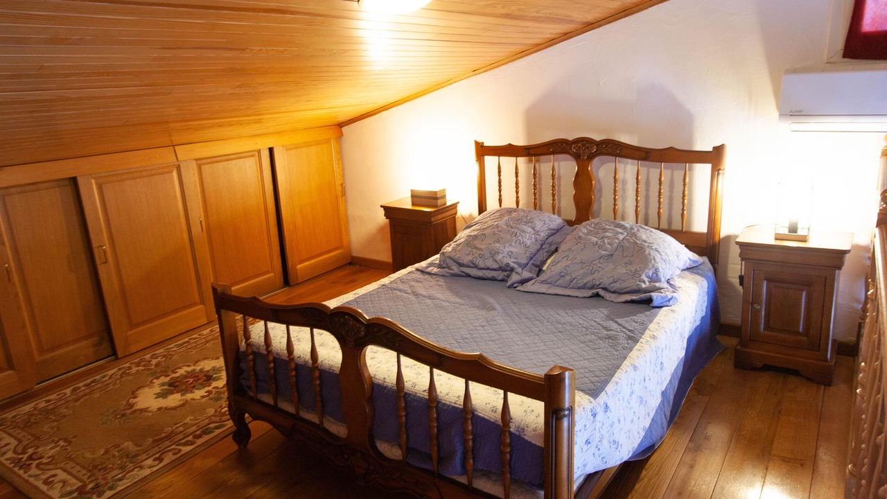 Photo of Bedroom in Pernes-les-Fontaines