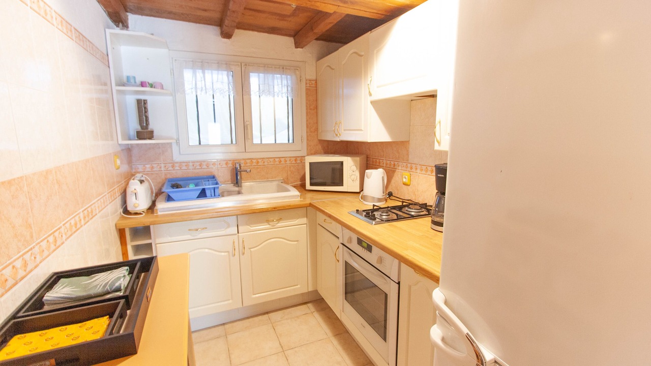 Photo of Kitchen in Pernes-les-Fontaines