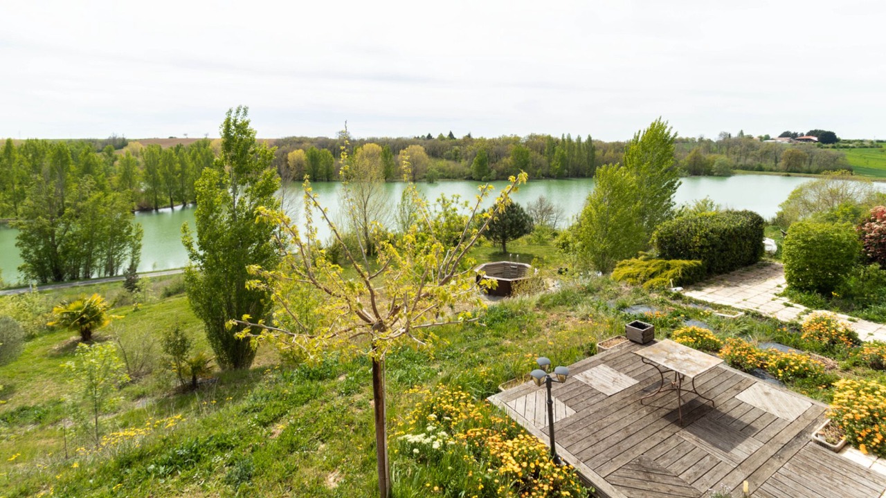 Photo of Outdoor in Catonvielle