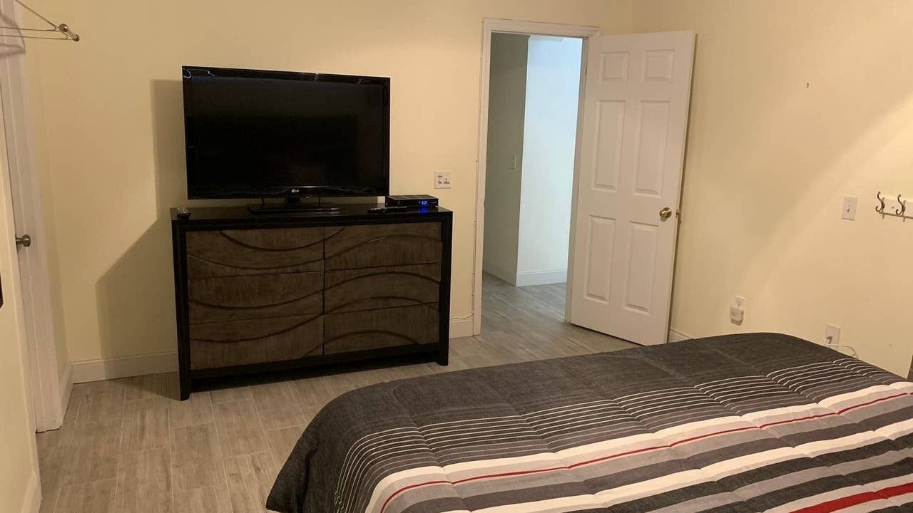 Photo of Bedroom in Lake Berkley