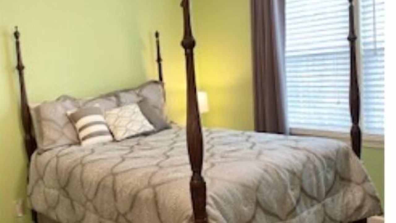 Photo of Bedroom in Augusta