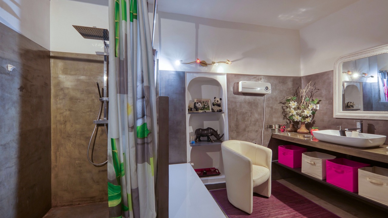 Photo of Bathroom in Alignan-du-Vent