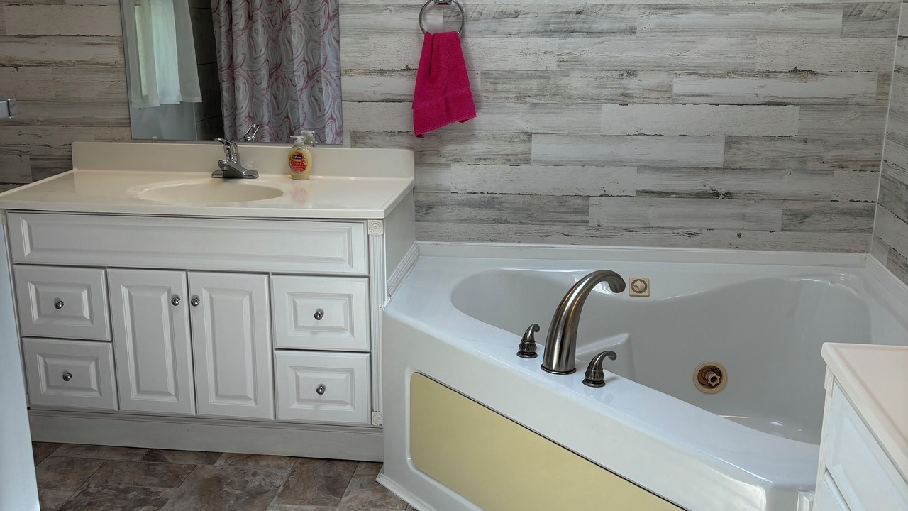 Photo of Bathroom in Belcamp