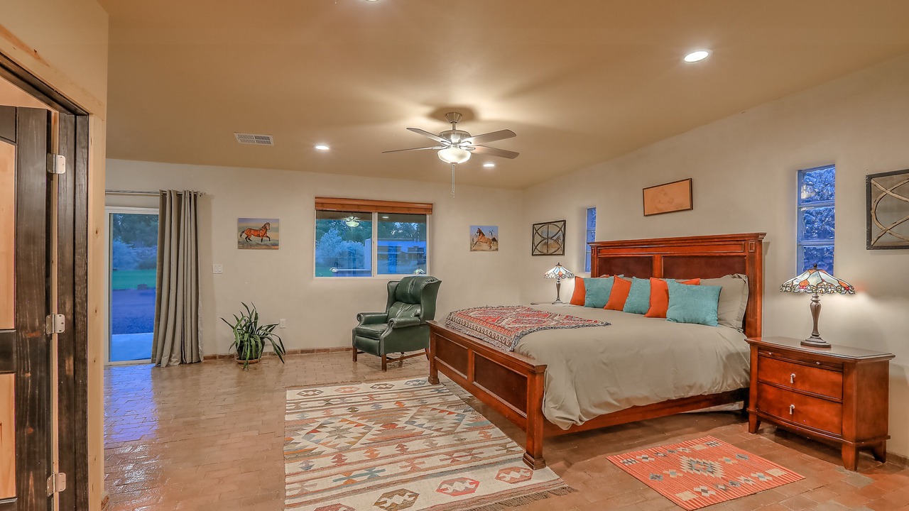 Photo of Bedroom in Bernalillo