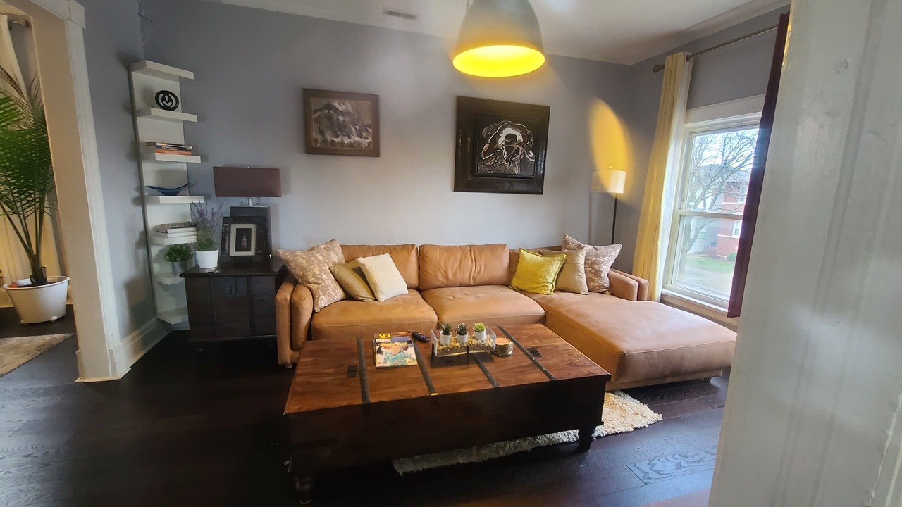 Photo of Livingroom in Oak Park