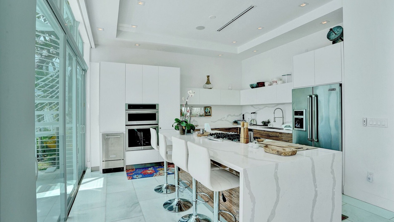 Photo of Kitchen in North Bay Village