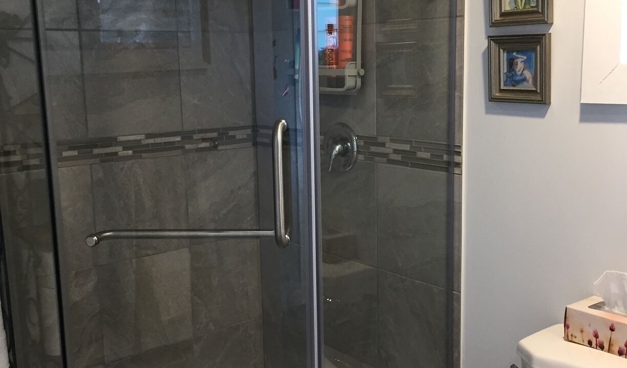 Photo of Bathroom in Salt Harbour