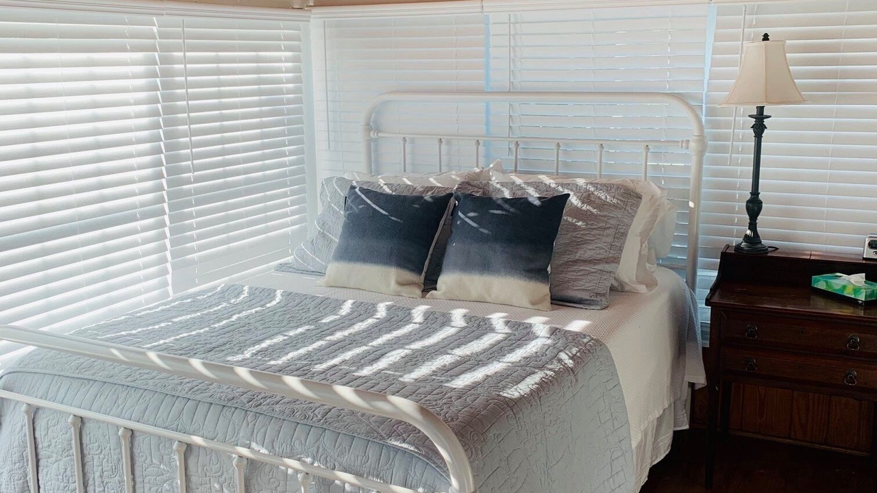 Photo of Bedroom in Lake Murray of Richland