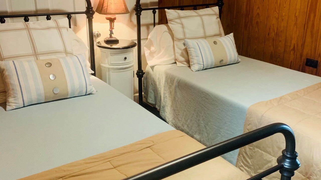Photo of Bedroom in Lake Murray of Richland
