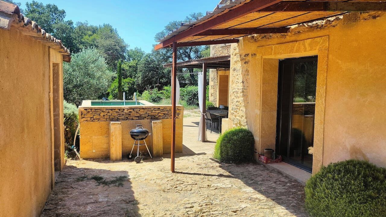 Photo of Patio Balcony in Vers-Pont-du-Gard