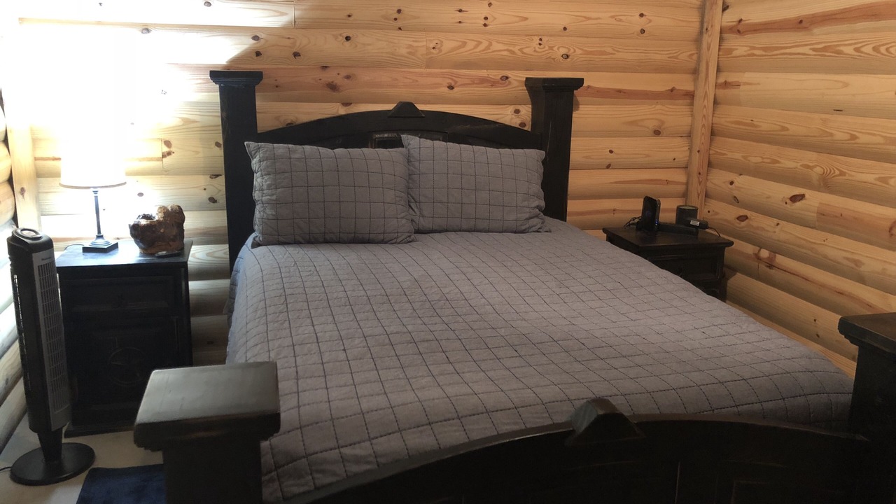 Photo of Bedroom in Cunningham