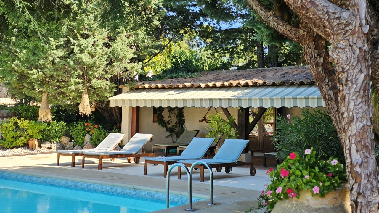 Photo of Outdoor in Saint-Maximin-la-Sainte-Baume