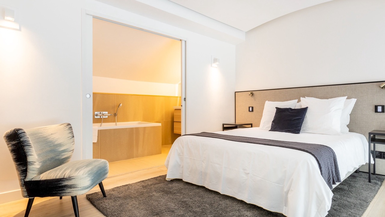 Photo of Bedroom in 15th Arrondissement