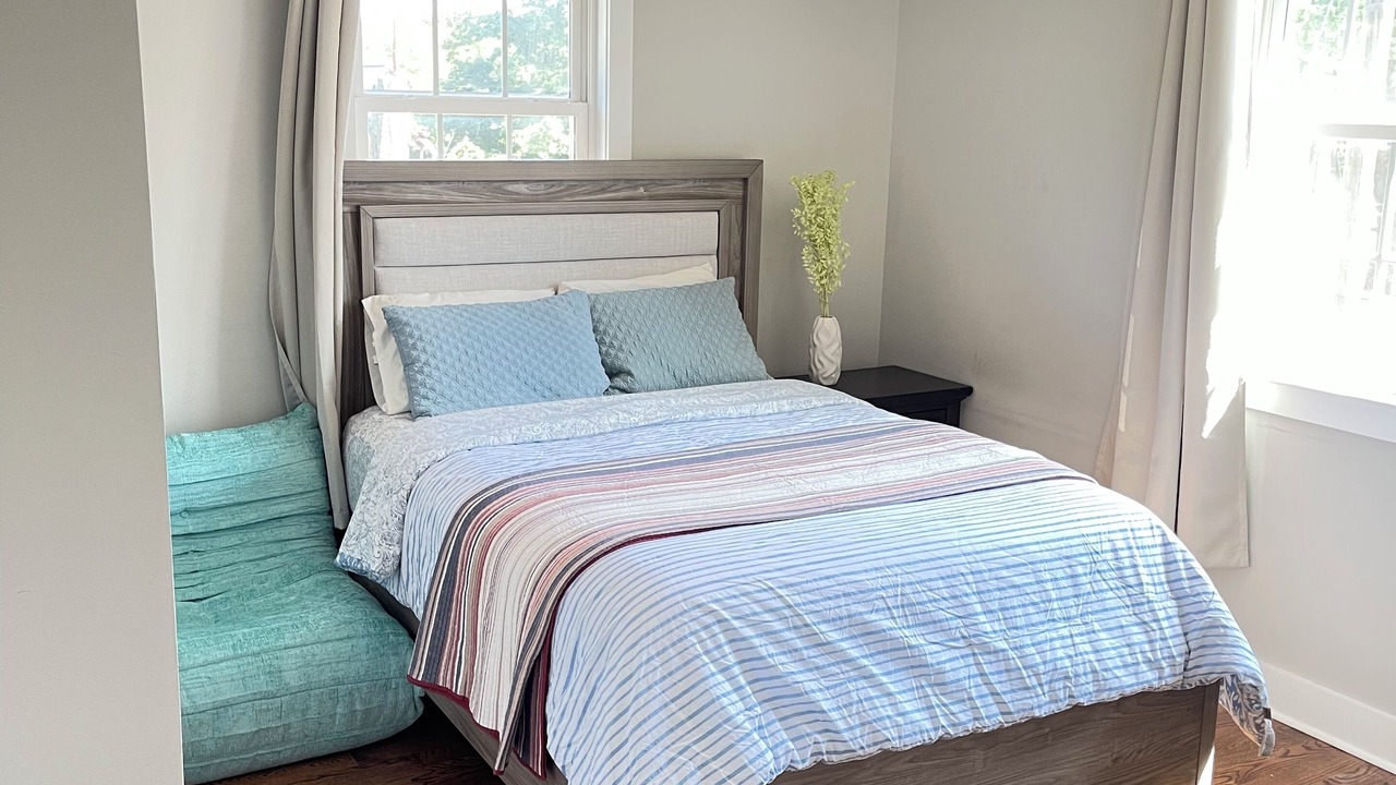 Photo of Bedroom in Green Hills
