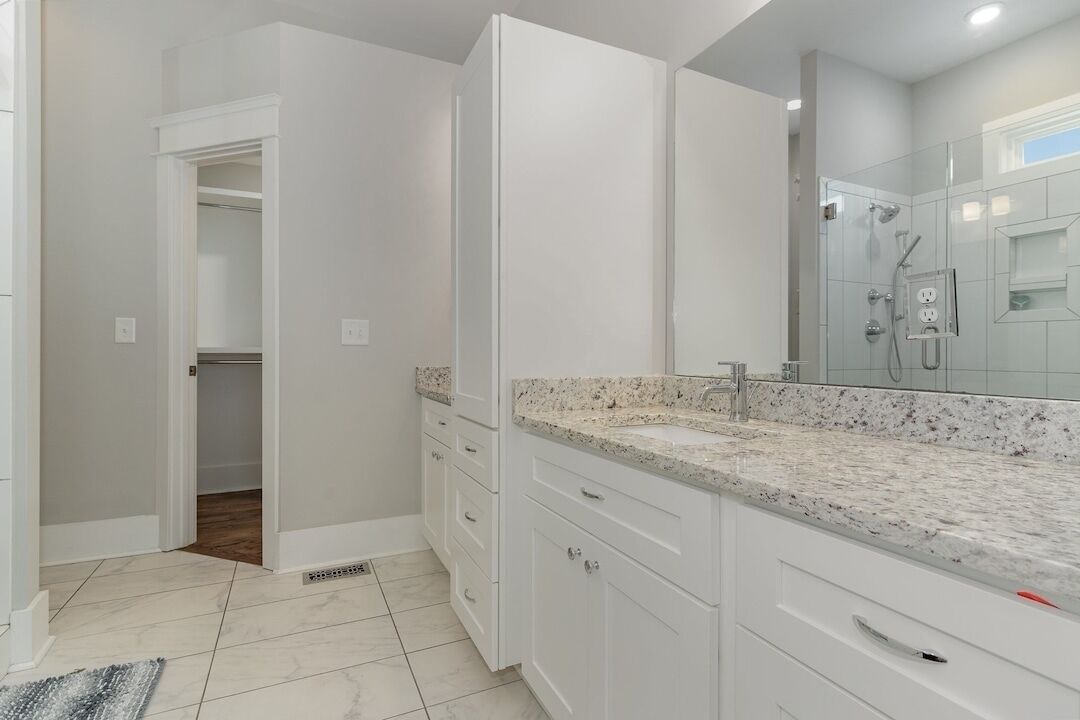 Photo of Bathroom in Green Hills