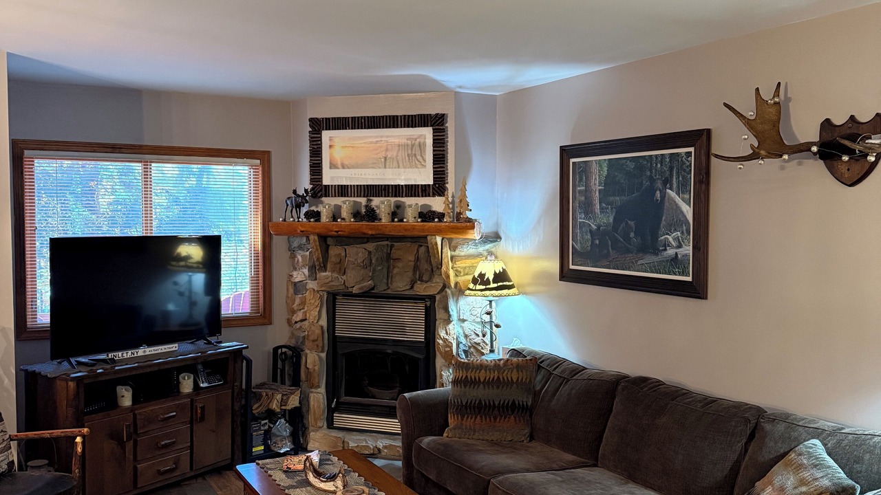 Photo of Bedroom in Inlet