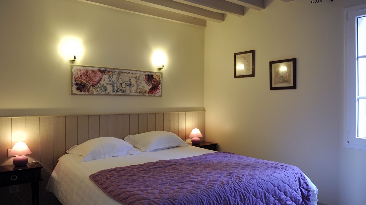 Photo of Bedroom in Rosnay-l'Hopital