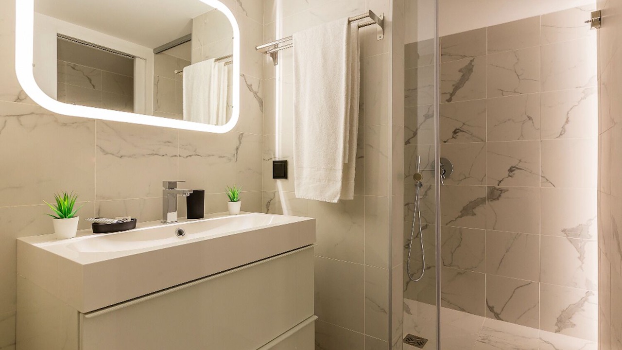 Photo of Bathroom in 15th Arrondissement