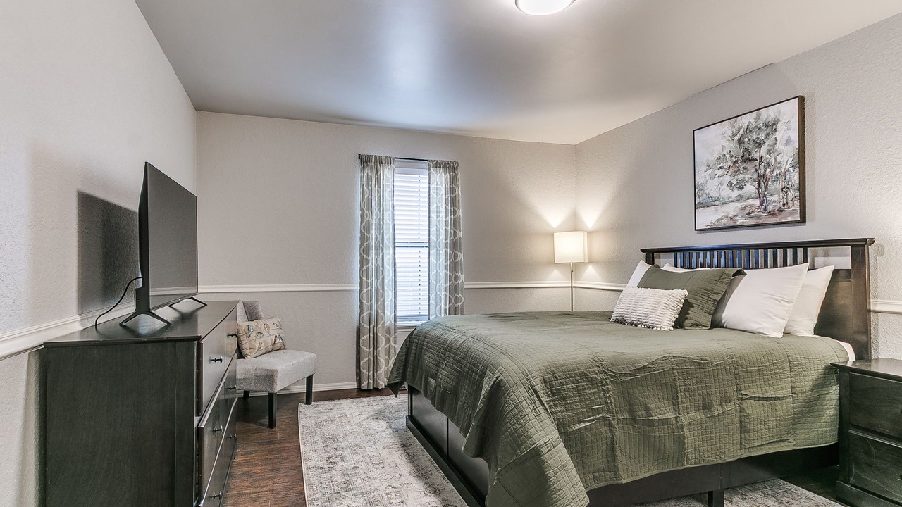 Photo of Bedroom in Edmond